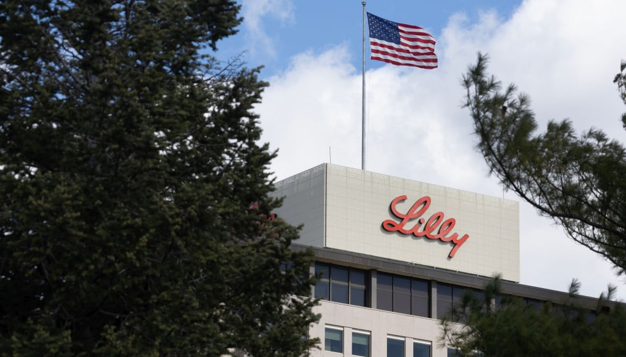 Game on: Lilly's Alzheimer's drug Kisunla, a challenger to Biogen and Eisai's Leqembi, gains full FDA nod